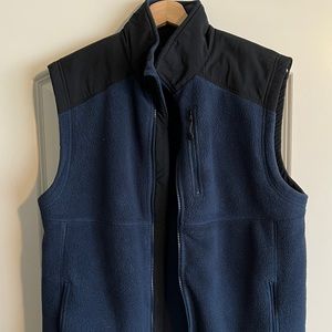 Eastern Mountain Sports Vest